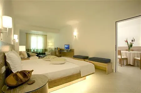 Petasos & - Small Luxury Of The World Station touristique