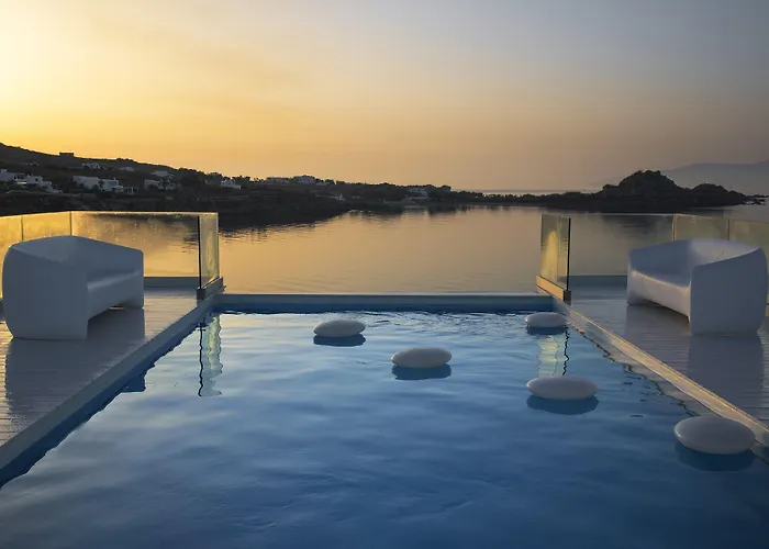 Petasos & - Small Luxury Of The World Platis Gialos