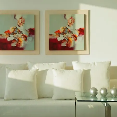 Petasos & - Small Luxury Of The World