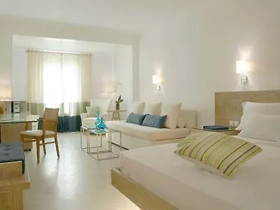 Petasos & - Small Luxury Of The World